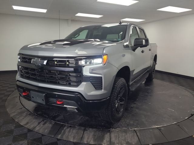 2024 Chevrolet Silverado 1500 LT Trail Boss in Sterling Gray Metallic — front three-quarter view